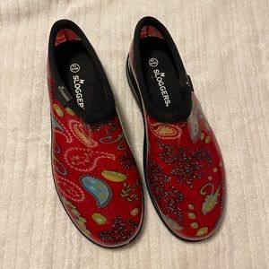 Sloggers Red Paisley waterproof ankle boots. Size 10